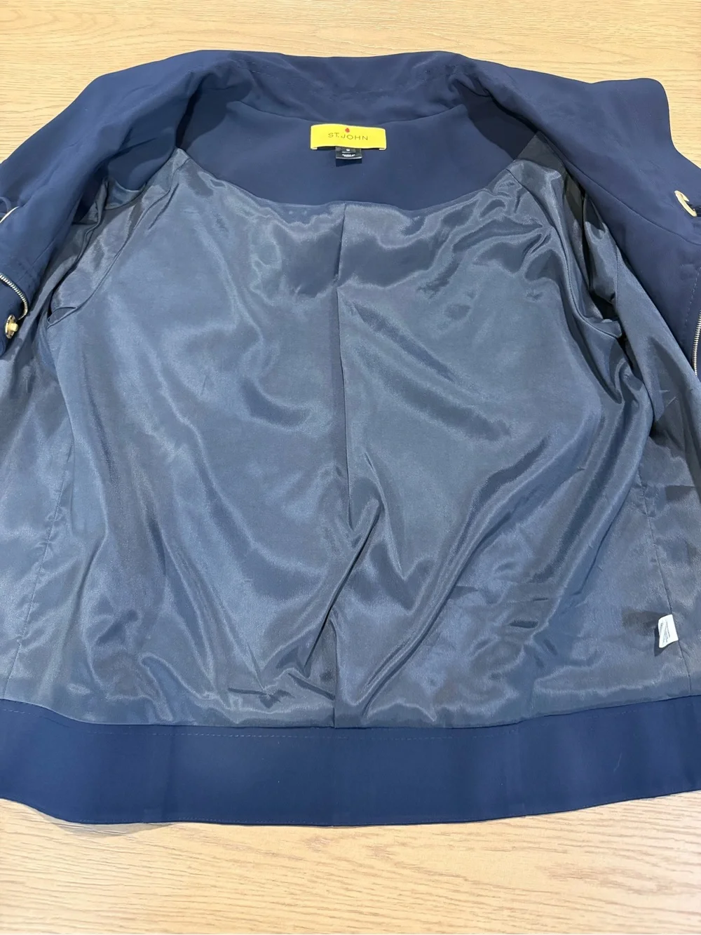St. John Sport Zip Front Jacket Cape Cod Designer Luxury Career Travel Medium